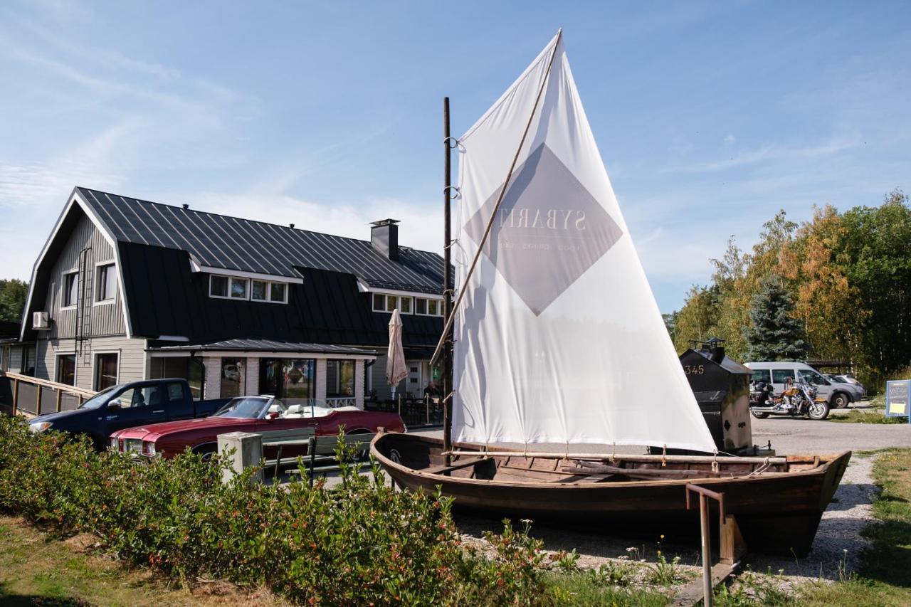 Bed & Breakfast Restaurang Sybarit Houtskar エクステリア 写真